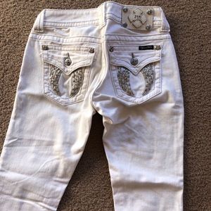 White miss me jeans